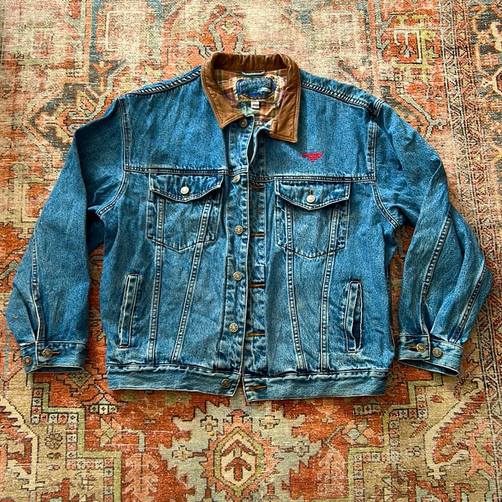 Vintage Certified Denim Jean Jacket with Leather Collar Trucker 🛻